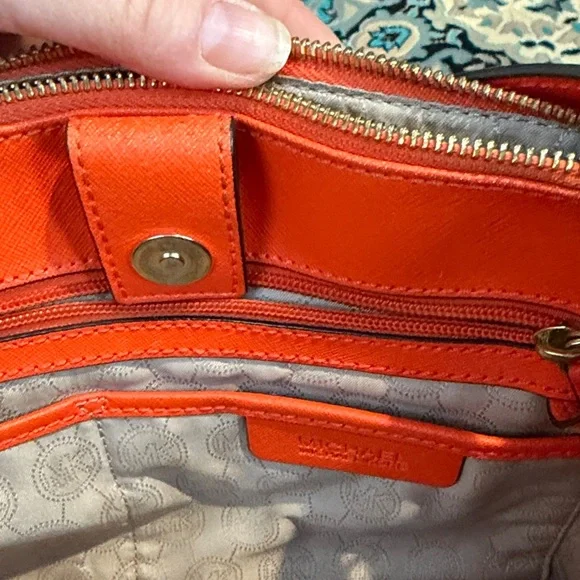 Michael Kors Vibrant  Satchel - Picture 6 of 8